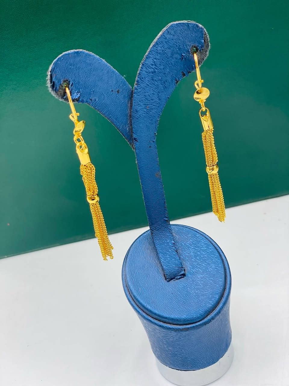 تراجي ذهب برازيلي
أضيفي لمسة فخامة وأناقة لإطلالتك مع أحدث موديلات التراجي 💛
لمعان جذاب ✨ جودة عالية 💎 تصميم يلفت الأنظار 👌
✔️ طلاء ثابت
✔️ مناسبة لكل الإطلالات (يومي – مناسبات)
✔️ ترند 2026
📩 للاستفسار راسلينا على الصفحة
📍 تكريت – مجمع العقيق التجاري مقابل منتزه زيونة
🚚 توصيل إلى كافة محافظات العراق
#تراجي #ذهب_برازيلي #اكسسوارات #ترند #اكسبلور


**إذا كنت صاحب هذا الإعلان وتريد حذفه لأي سبب، رجاءا أرسل رسالة إلى الدعم الفني**