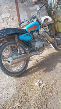 دراجه ارشه للبيع ٣٠٠ قفل قفل 07812879164