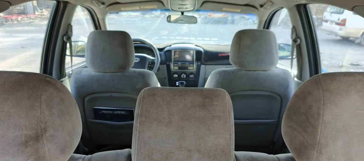 السَلٱمٌ عـَلـْيگمّ-ۈرحـْمّـٌة ٱللـّہ ﯙبُرگـّاتہ للليع سورنتو موديل 8 كفاله عامه بس بالباب الخلفي صبغ شويه السعر 85 وبيها مجال بسيط مكاني بغداد ***********
