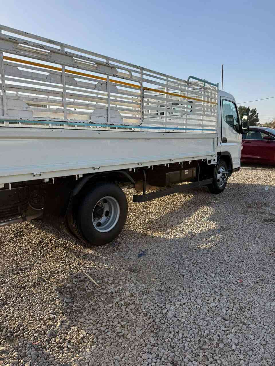 السلام عليكم 
كنتر موديل ٢٠٢٤ مكفوله كفاله عامه
ماشيه ١٠٠ الف تيرات محوره   السعر 280 وبيه مجال بسيط
***********
مكان السياره كفل
