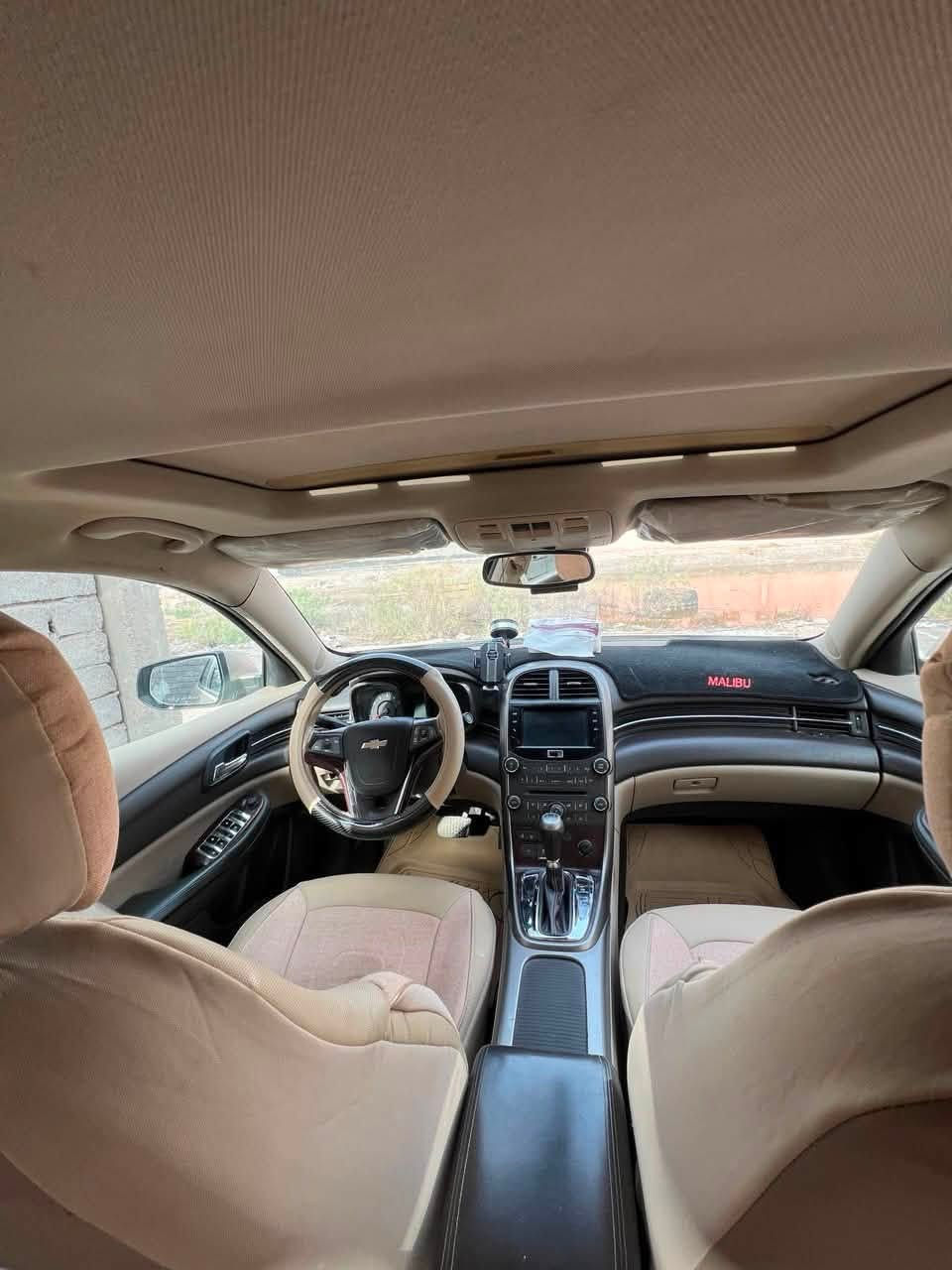 � للبيع شفروليه ماليبو LTZ خليجي
موديل 2013 – محرك 2400 سي سي 🚗

💰 السعر: 95 (قابل للتفاوض بالحدود المعقولة).

المواصفات:

✅ فئة LTZ (فل أوبشن)

✅ محرك 2400 سي سي

✅ كير أوتوماتيك

✅ فتحة سقف

✅ سايد بريك كهربائي

✅ شاشة  قاصة وكاميرا خلفية

✅ حساسات خلفية

✅ مثبت سرعة

✅ تحكم بالمقود

✅ مقاعد جلد. تحكم مقاعد كهربائي 

✅ إنارة LED زينون

✅ تبريد ثلج

✅ تدفئة ممتازة

✅ مكينة جديدة

✅ كير جديد

✅ السيارة شغالة كامل وما بيها أي نقص

✅ سستم مضخمات .صوت

📞 للاستفسار ***********
