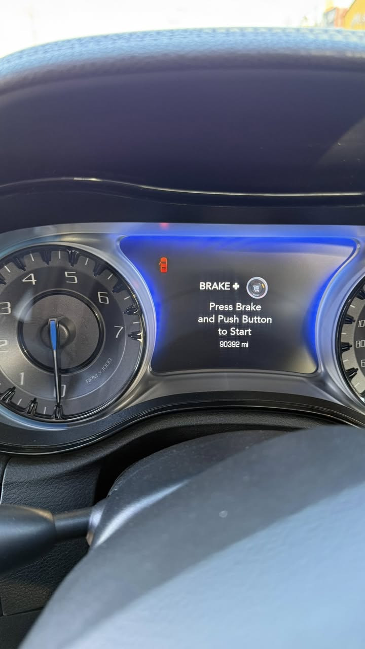 السلام عليكم
أوباما موديل 2018 S سياره كلين كفاله عامه 

✅ مواصفات السياره فول

1️⃣ رادار جانبي 
2️⃣ حساس امامي 
3️⃣ حساس خلفي 
4️⃣ شاشه كبيره كاربلي 
5️⃣ كشنات خزن ميموري مع استيرن
6️⃣ كشنات تدفئه +تبرید
7️⃣ شفتات استيرن 
8️⃣ سكليتر  متحرك كهربائي 
9️⃣ برده خلفي 
🔟 مرايه قلاب + اشاير مراية 
سیارا واحد علە واحد فول فول
🔴 سياره ماشيه 90
🟡 فتحه بانوراما طكتين 
⚫️ 2 بصمه  اصلي 
🟠 بجم عريض
🟣 لايتات زينون بلادي +عدسه متحرك
🔈 سستم سماعات Alpein+ دمام بل صندوك 
🟢 كلاصات حار 🌶️ بارد
🟢 ويل 20 بلادي
🔴 محرك V6 3600 
السعر 285
***********
