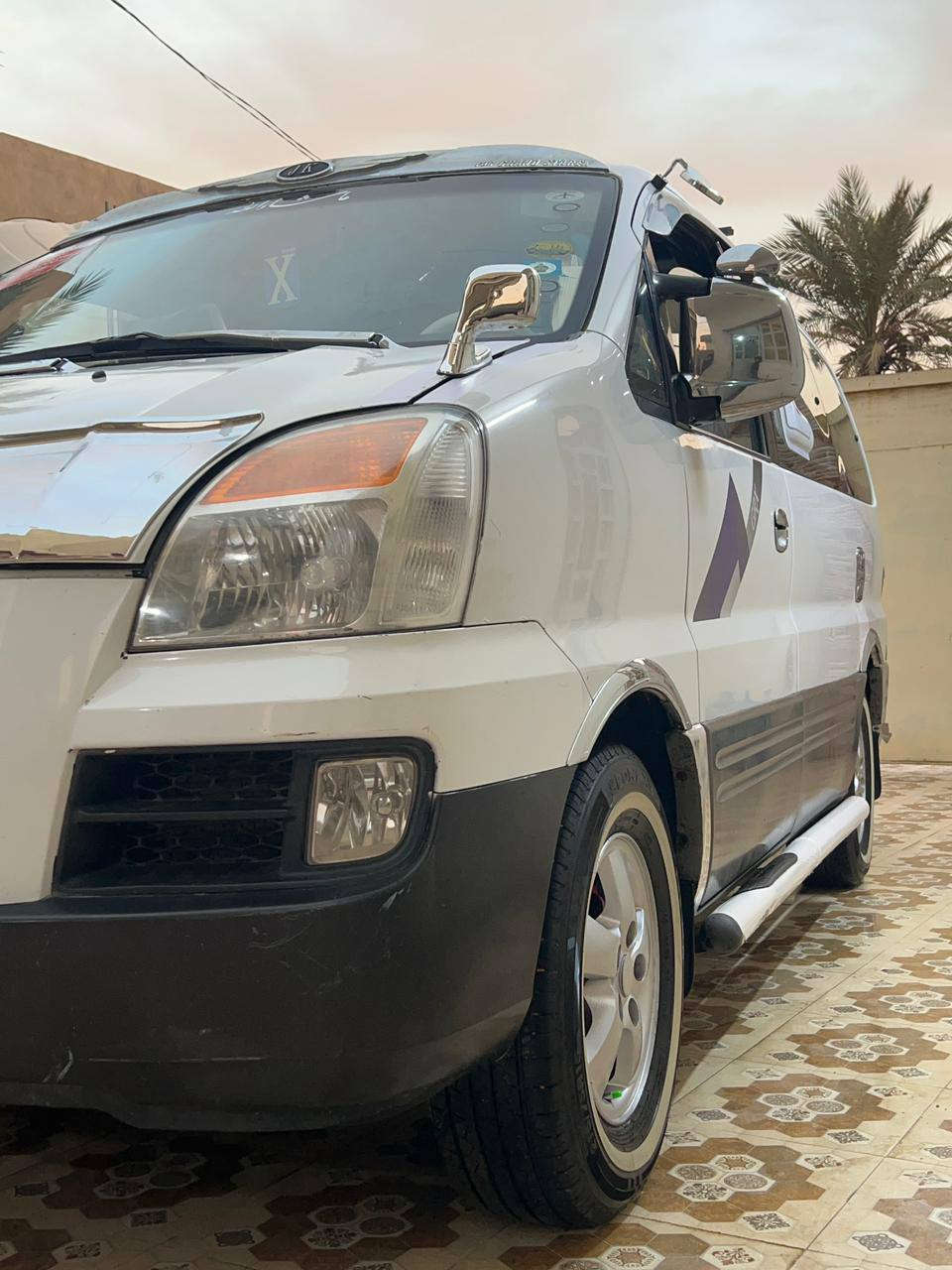 سلام عليكم ستاركس خصوصي مديل 2006رقم ديالى سنويه 27بسمي كير محرك جدد تبريد ثلج تخم تاير حداديه خلفي امامي جديد شواصي جدد جاهزه من كلشي مكاني ديالى رقم الهاتف ***********
