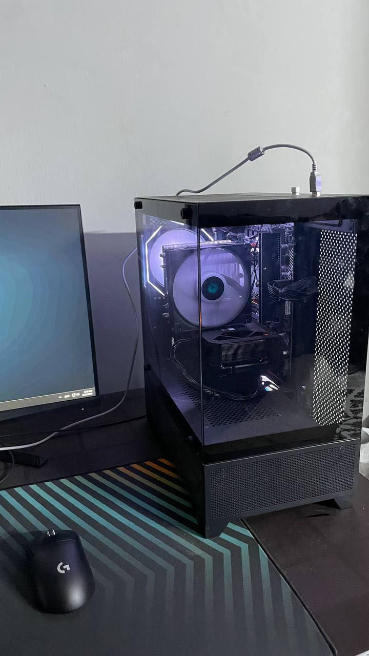 السلام عليكم 
عندي هذا الكيس للبيع نضيف جداً
استخدام ٥ اشهر كل الكراتين موجودة 

‏Amd ryzen5600 
‏Asuse prime B450-k
‏16g ddr4
‏Asus tuf 5060 Ti 8g
‏Lexar ssd NM 1Tb
وياها موس لوجتك g102
وكيبورد
سعر مليون و٢٠٠ الف قفل


**إذا كنت صاحب هذا الإعلان وتريد حذفه لأي سبب، رجاءا أرسل رسالة إلى الدعم الفني**