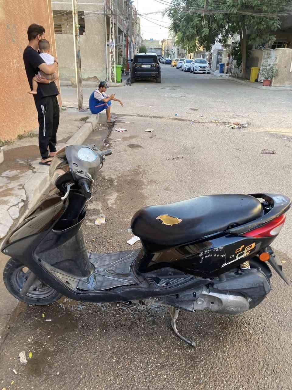 السلام عليكم دراجه بغبغاء نوزل كوري نظيف برغي ممفتوح بيه مكينه ناعمه دراجه للبيع سعره 950 ألف وبيه مجال بسيط حك الجيه مكاني بغداد حي القاهرة تواصل ع هذا رقم ***********
