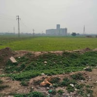 قطع اراضي زراعي • ٢٠٠م • خلف سايلو