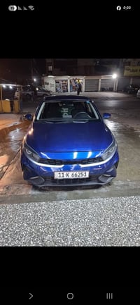 فورتي 2023 Lx نص فول مكينه 2000 دوش مكفوله كير ومكينه  رادار خلفي رادا...