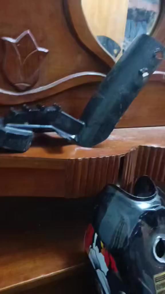 سلام عليكم شباب البيع نزال وتانكي البيع ب٤٠ زوجن


**إذا كنت صاحب هذا الإعلان وتريد حذفه لأي سبب، رجاءا أرسل رسالة إلى الدعم الفني**