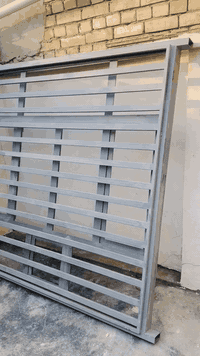 شباك جديد غير مستخدم القياس 180في 180
نوع الحديد 2مليم 
السعر 175وبي مجال
للاستفسار ***********
