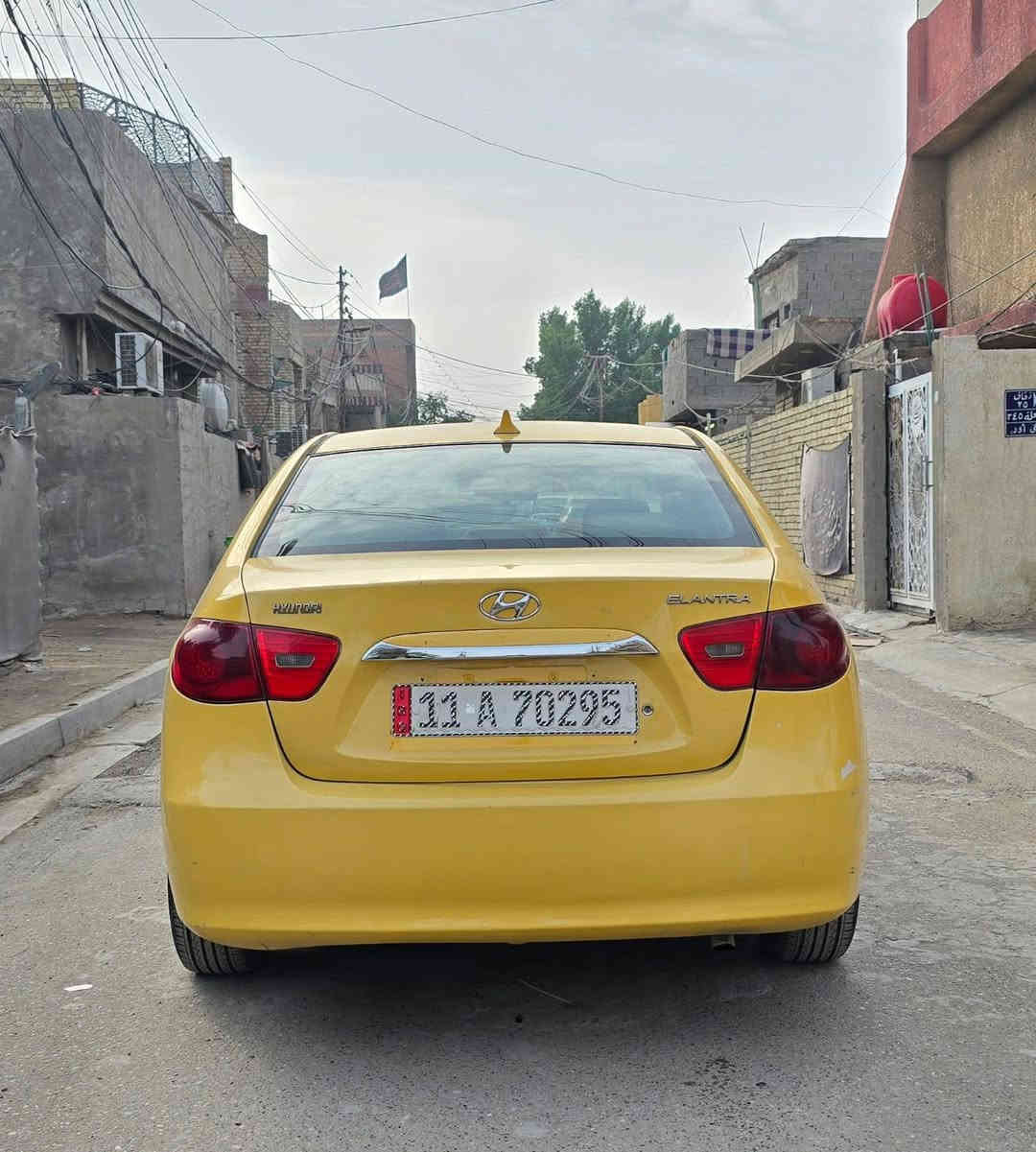 السلام عليكم  الانتره  ٢٠١٠ وارد امريكي ليبل واحد حادثه خشم جاملغ  أمامي وشويه من البنيد ونفسهن معمرات  سياره جديده خير من الله مابيه اي نقص ( بأسمي رقم بغداد انكليزي سنويه ٢٠٢٧) مدوشمه ارضيه كشنات
مكينه ٢٠٠٠ صدر أمامي خلفي جديد تخم تاير جديد هسه شاده كوري اصلي تحكمات مكينه وكير مكفولات تبريد ثلج
مكانى بغداد السعر ٩٨ رقم الهاتف *********** بغداد, العراق
