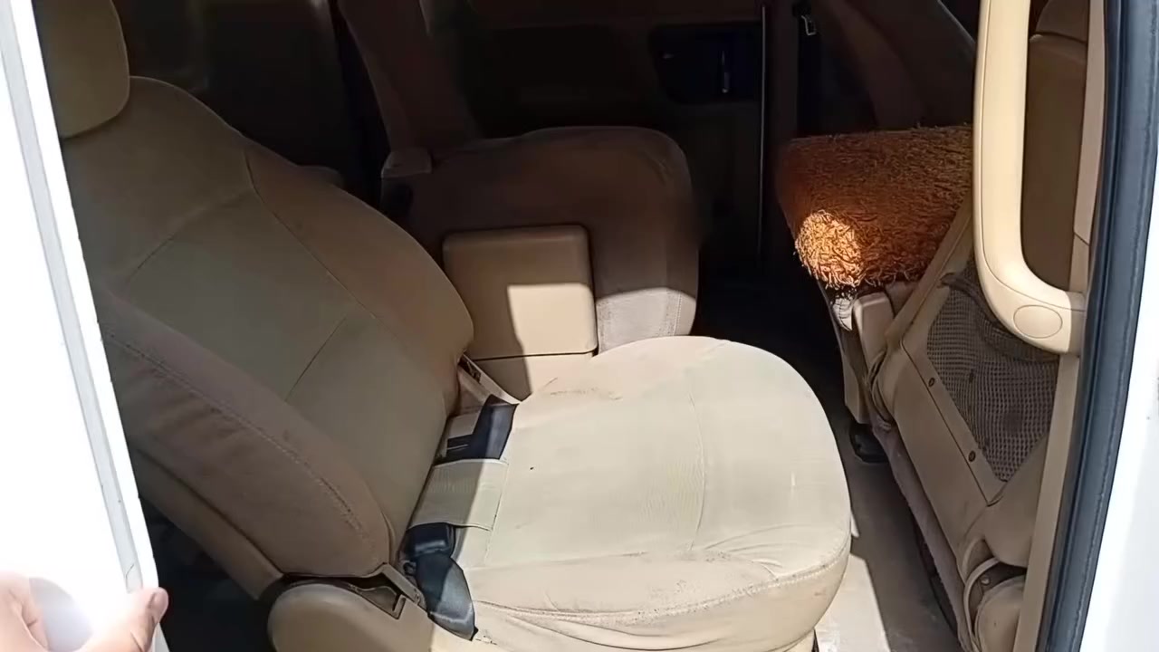 سلام عليكم استاركس ٢٠١٣ رقم انكليزي بغداد للبيع السعر ١٥٥ وبه مجال المكان فلوجه مكفول عدا جاملغ جهت السايق اسود  ومصبوغ  للإستفسار ***********
