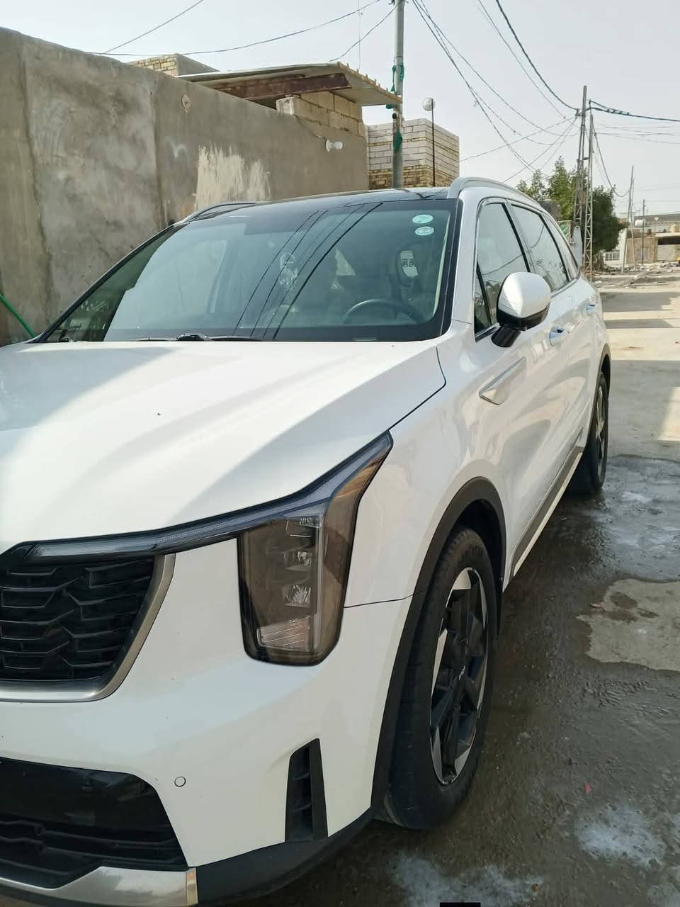 السلام عليكم سيارة سورنتو 24
مكفوله من كلشي سيارة نضيفه كلش
مكان الديوانية  ***********
