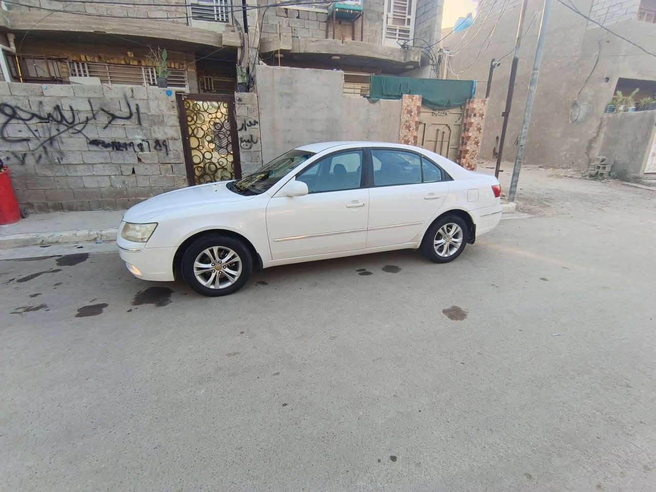 السلام عليكم سوناته مديل 2009 مكينه 2400 خيرمن الله صدر 100/٨٠ بيهه اربع قطع صبغ للجماليه ابيع حزام بسمي رقم أربيل انكليزي داخل أسود مخمل السياره وارد خليجي مابيهه ضربه تبريد شغال سياره مال جناي كير اوتماتيك ويلكب السياره رقم التليفون *********** مكان بغداد الشرطه الخامسه السعر 108وبيهه مجال قليل
