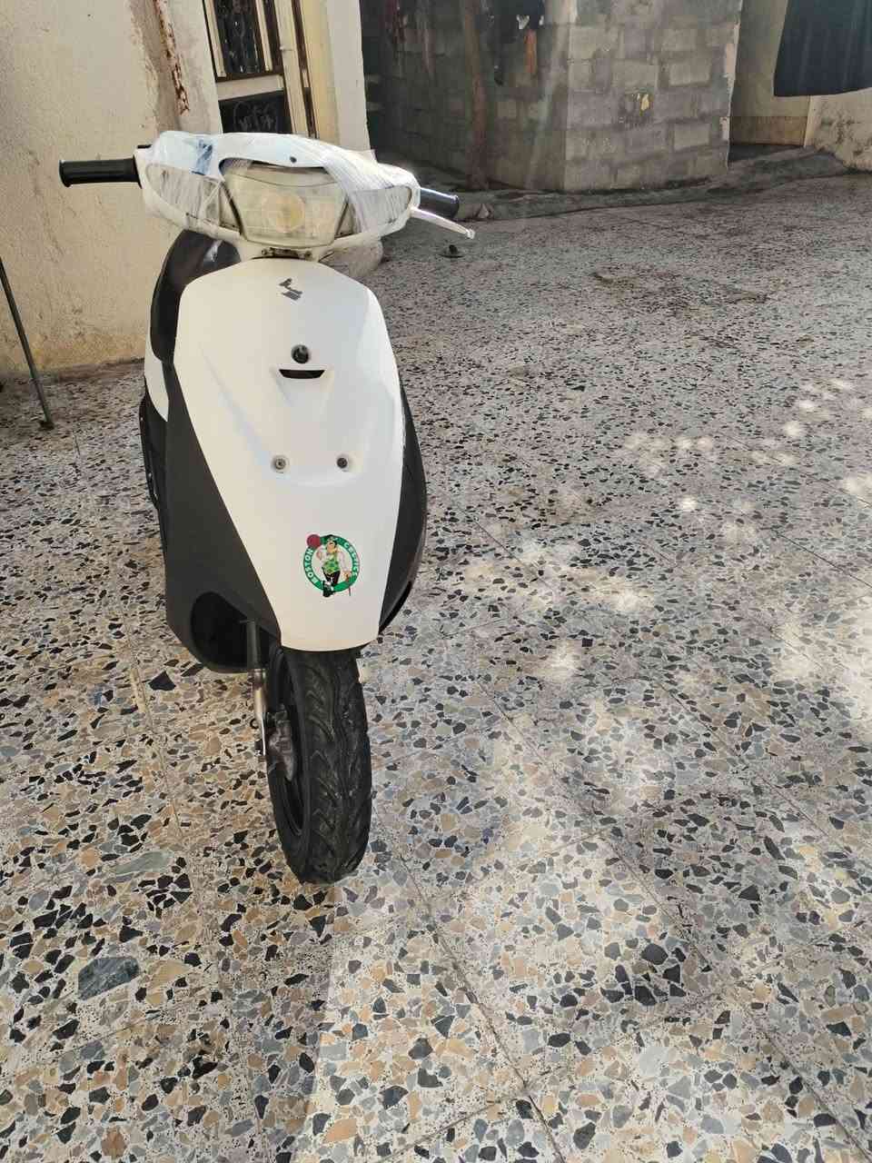 سلام عليكم دراجه ساسوكي رياضي دراجه حلوه ونضيفه كهرابايات كله شغاله هندر وسلف شغال دراجه مفتوحه مراه وحده العنوان /ميسان /قضاء مجر الكبير سعد 325وبيه مجال حك جياه
الرقم ***********
