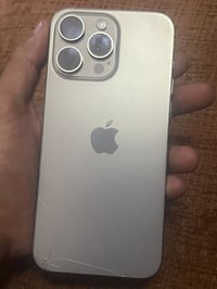 ايفون ١٥ برو ماكس • تيتانيوم • بطارية ٨٨
