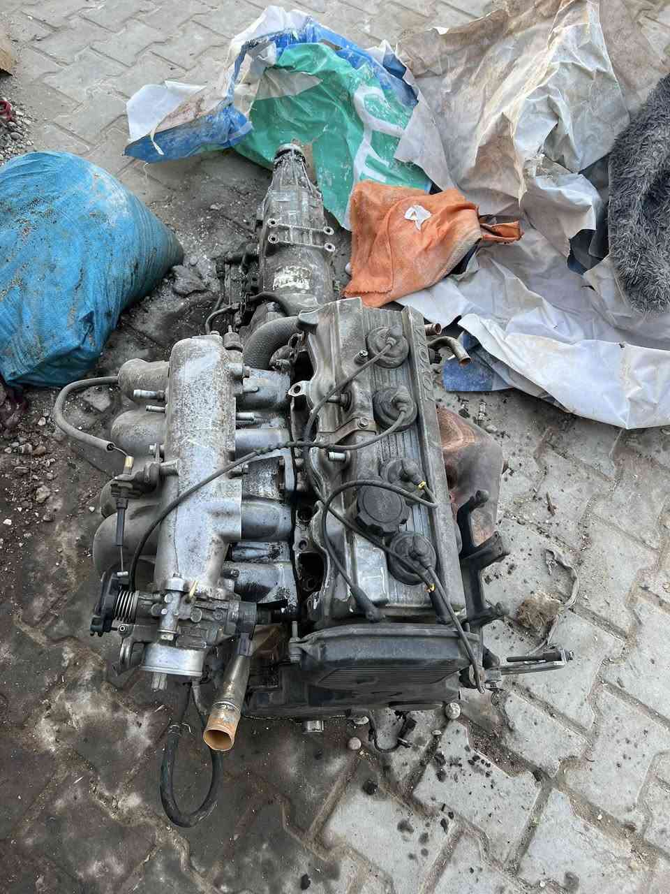 محرك وكير ونجي 4 سلندر محرك بي صوت يحتاج تجفيت وكير نمرة البك نوبات تصفن مكاني بغداد ***********
