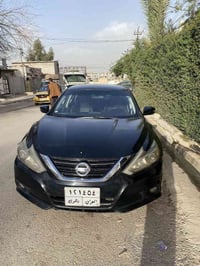 سيارة التيما 2016 للبيع سيارة بيها 5 قطع بدون دواخل مثل ما موضح بصوره ...