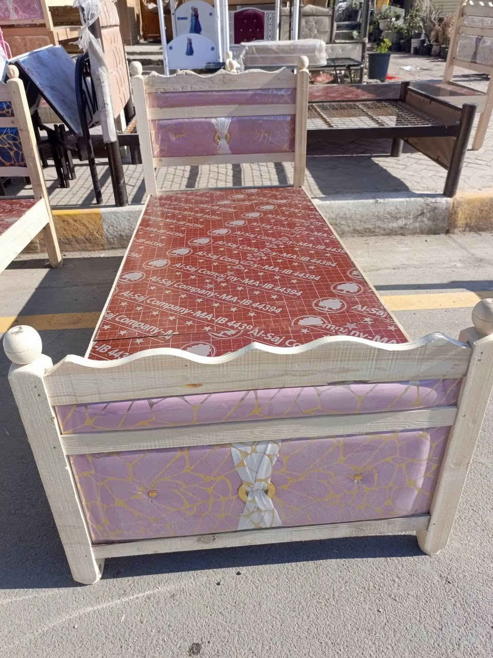 جرابي دوشمه وفلونكه نفر واحد 
الطول 195
عرض 85 
متوفر جميع الالوان والقياسات 
متوفر خدمة توصيل داخل بغداد 
واتساب ***********
