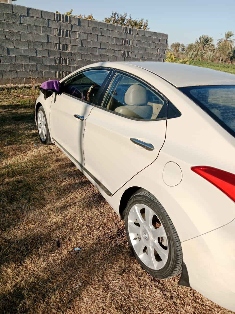 سلام عليكم النترا 2013 خليجي مكفوله عده بارد قليل ب قبق جنطه / رقم نجف بسمي تحويل مباشر / تبريد ثلج / ويل رياضي / مكان بابل ورديه / رقم *********** / مكلف بلنشر
