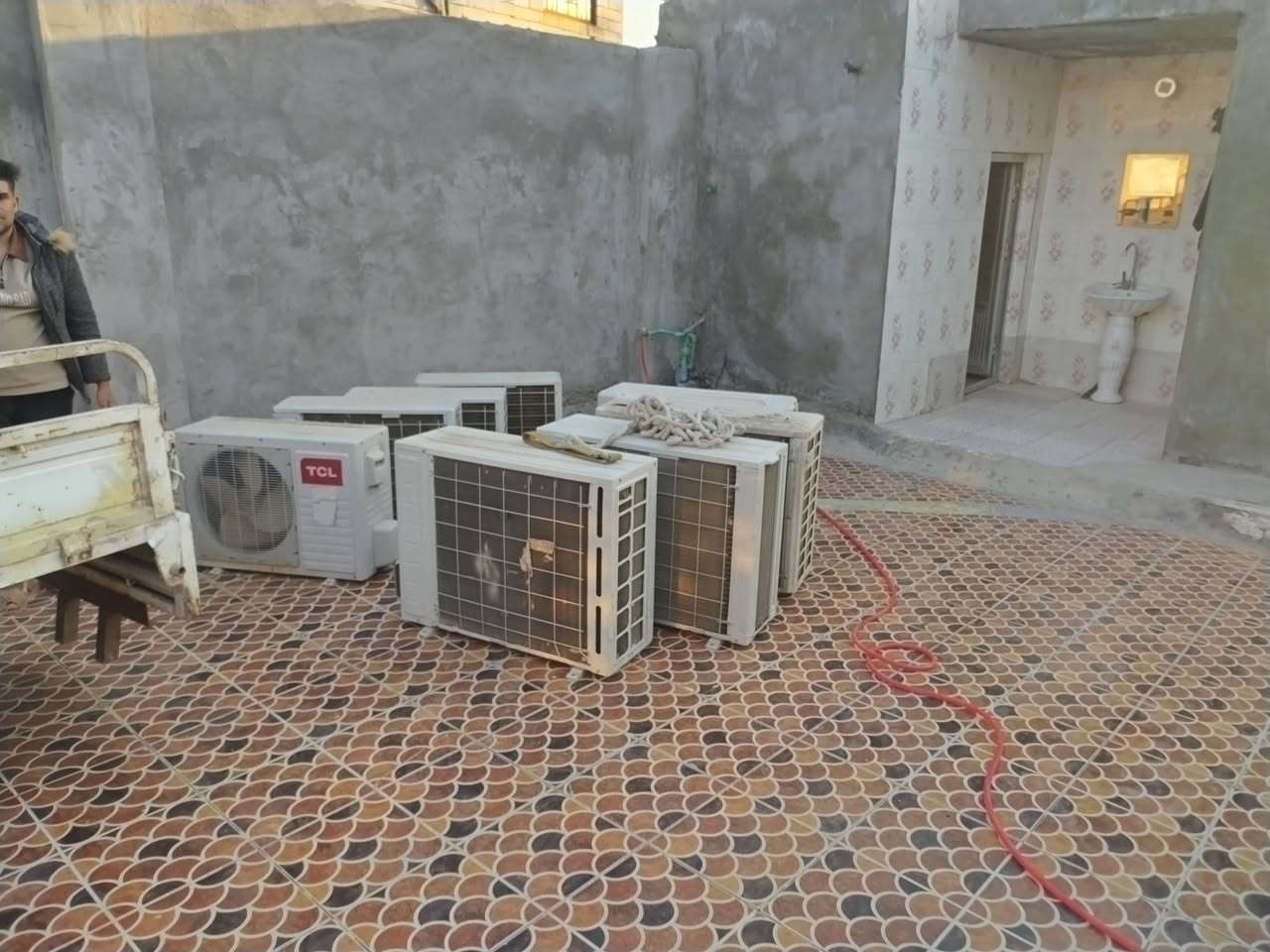 ***********نصب وتنظيف وصيانه السبالت
/نصب سبالت  /صيانه/شحن غاز/تبديل عاكس/ تنضيف القطع الداخليه والخارجيه 
-اسعار النصب والتنضيف باسعار مناسبه 
-سرعه وامانه في نصب السبالت 
-عمل موقعي
-ضمان عملنا موسم 
ورشه متنقله
يتوفر وتساب الاتصال المباشر ***********
