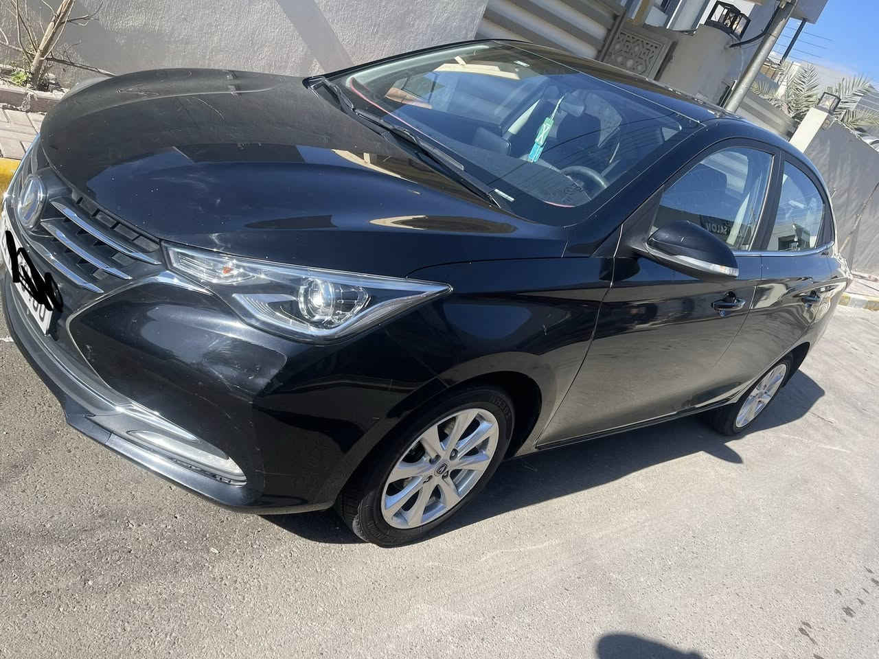 شانجان L7
2023
ماشيه 60 الف 
السيارة حرة وباسمي (شمالي)

داخله ضمان ١٠ سنين وصيانتها دوريه 

السعر95 

الاتصال ***********
