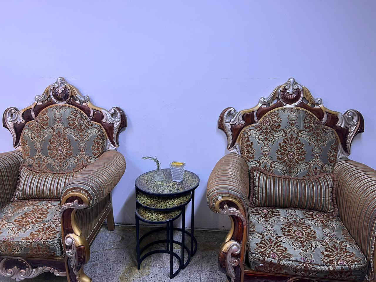 السلام عليكم 
تخم للبيع 10 مقاعد مع طبله وسطيه واثنين صغار 
السعر 700 وبي مجال🤍 
للاستفسار خاص


**إذا كنت صاحب هذا الإعلان وتريد حذفه لأي سبب، رجاءا أرسل رسالة إلى الدعم الفني**