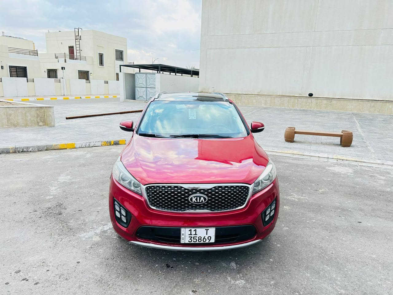 السلام عليكم….
للبيع بسعر مناسب جدا 157$ اعتذر عن الاقساط والوعده
كيا سيرنتو 2018 SX لون احمر (دم الغزال)فول مواصفات 1/1 Vip بانوراما وبصمة رقم بغداد انكليزي (11) سنوية جديدة لغاية 2030 وهزة جديدة شرط التحويل…
سيارة بيها صبغ جاملغ وبنيد فقط والباقي مكفول … بدون دواخل بدون ايرباك…
سيارك جاهزة بدون نقص…
محرك 6/3600 سلندر … السيارة 185KM…
شرط محرك وكير وصدر وكهربائيات وتبريد وتدفئة وتخم تاير سيارة جاهزة من كلشي…
مواصفات فول 1/1 Vip  (بصمة وبانوراما وكشنين كهرباء وكشنين تدفئة وجنطة كهرباء وجلد 7 راكب وبعد بيها اهواي مواصفات مايحتاج اذكرها)… معروفة مواصفاتها الVip…
العنوان/ صلاح الدين/ تكريت/ القادسية….
السعر 157$ اعتذر عن الاقساط والوعده…
للاستفسار ***********
***********
