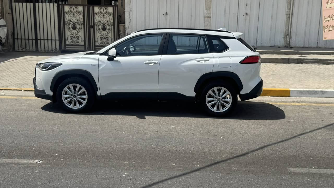 السلام عليكم للبيع كورلا كروز 2024 رقم بغداد مطلوبه للمصرف المستفيد والكفيل من نفس البيت فول مواصفات راكات قماره سلايت بجم كله زنون اصلي ارضيه وجنطه جلد كشنات جلد عازل حراري كل الجامات بجم ppf بالكامل ارضيات رزلاين الاصليه وباقي المواصفات معروفه ميحتاج اذكرها السياره على وضعيه الشركة لا شخط ولا رصعه ولا بارد ولا تكحيل سبير منازل مقدس 😁 جديده جدا الشراي يتصل عنوان بغداد حي الجهاد هاتف 
***********
***********
