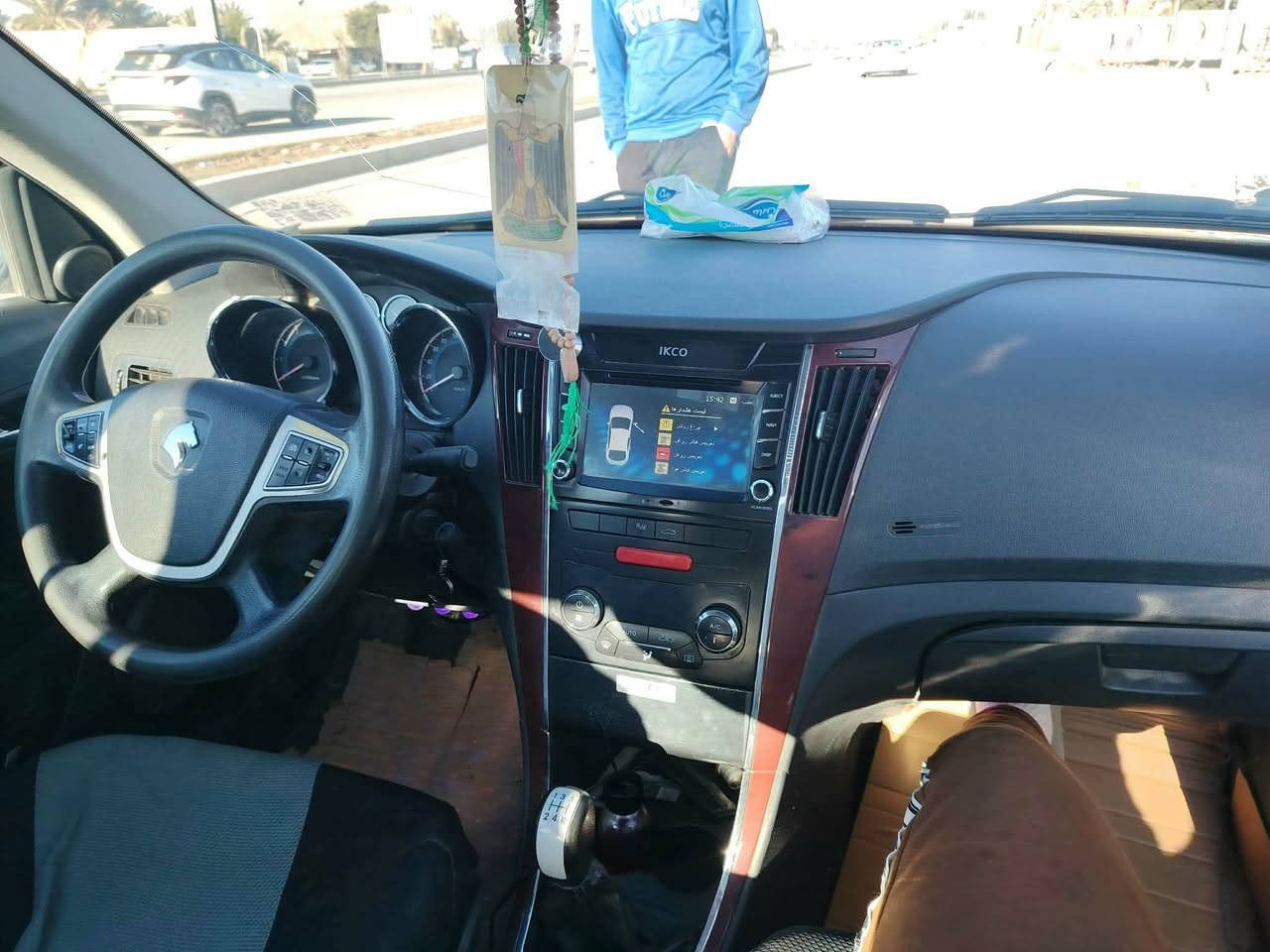 سلام عليكم
للبيع سياره سمند 2018
السياره كير ومحرك كفاله
وتحويل مباشر السياره جاهزه من كلشي
وبيه بارد باب السائق جوه المرايه شبر
السياره 58 وبيه مجال
للاستفسار ***********
