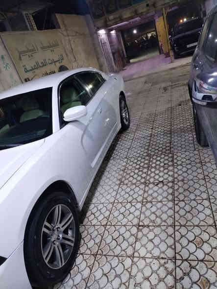 من رخصت لادمن صاحب الفضل جارجر 13 بغداد اباسمي مكينه 36 كيرعصه الثنين كفاله شرط لون ابض  صافي حادثها قطعتين جاملغ اوبنيد تخم تاير جديد سياره نضيفه بل عافيه على لياخذها ..ملاحضه بيع امراوس حسب لقناعه رقمي بي وات ساب راسلني تتصل ودلل سعر 155وبيها مجال لشراي ***********مكلف بل نشر
