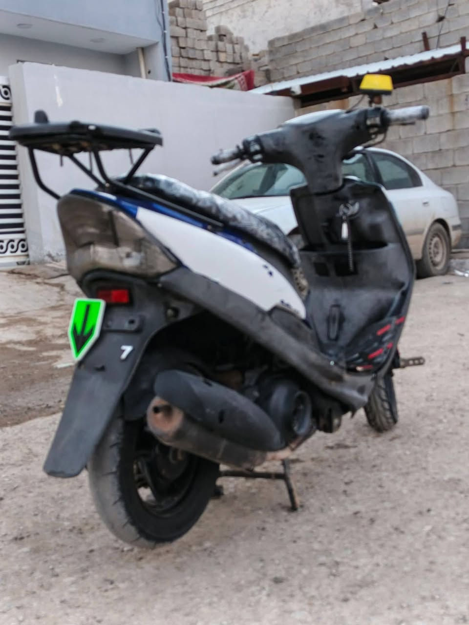 دراجه ماكس عدله 2007 مكينه كفاله عامه
الكفرت لي مشدوده تجاري و كفراتهه لي بلاديه موجود 
السعر مليون وبي مجال ***********
