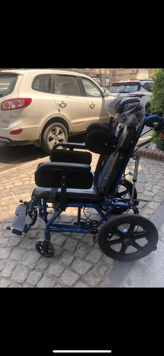 للبيع 250 بيهه مجال بسيط جديده هسه اخذتهه وتصير سديه تنام للاخير وتصير عربانه قوية اخذتهه من سعدون ب٤٠٠ بس ماعدي مكان


**إذا كنت صاحب هذا الإعلان وتريد حذفه لأي سبب، رجاءا أرسل رسالة إلى الدعم الفني**