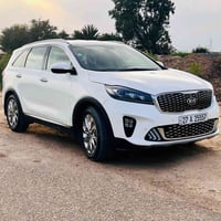 سورنتو ٢٠٢٠ • ٦ سلندر • رقم ذي قار