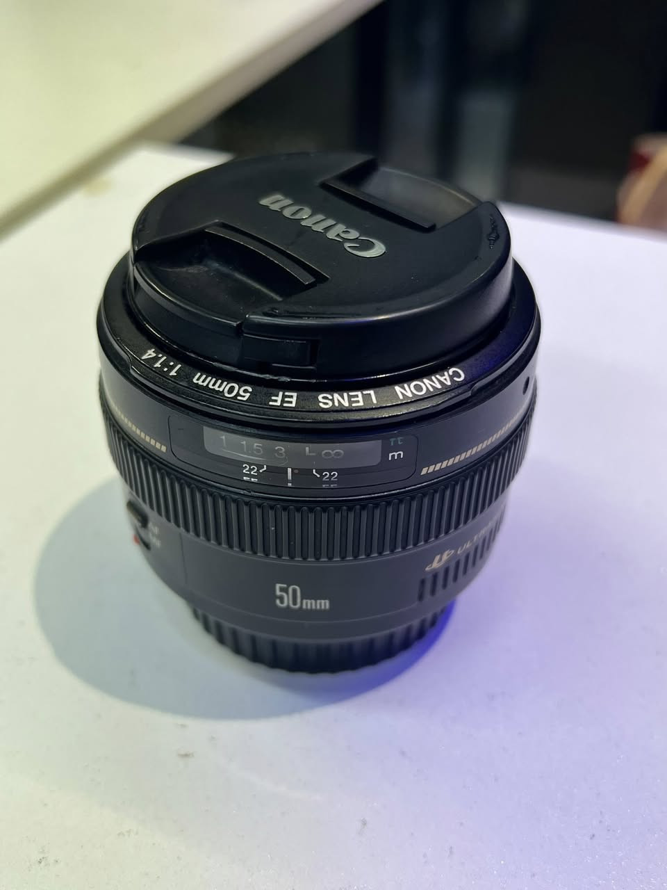 Lenze 50 m  canon
1.4  bo froshtn 
Nrx 100$
***********
