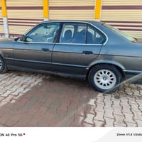 للبيع  بيئيم دبليو ٥٢٥ اصل  محرك ٢٥ مفتوح گير عادي شرط كابون بانزين مص...