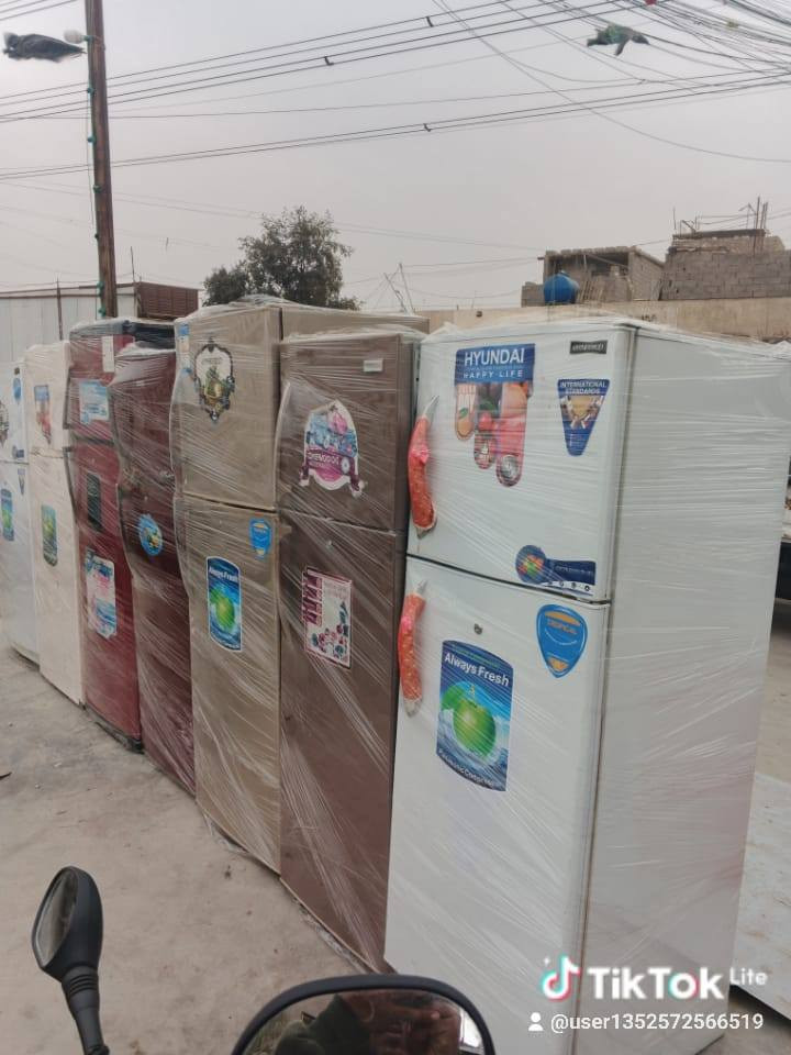 سلام عليكم ثلاجات للبيع أخو جديد نظيفه شراي يتصل ***********
