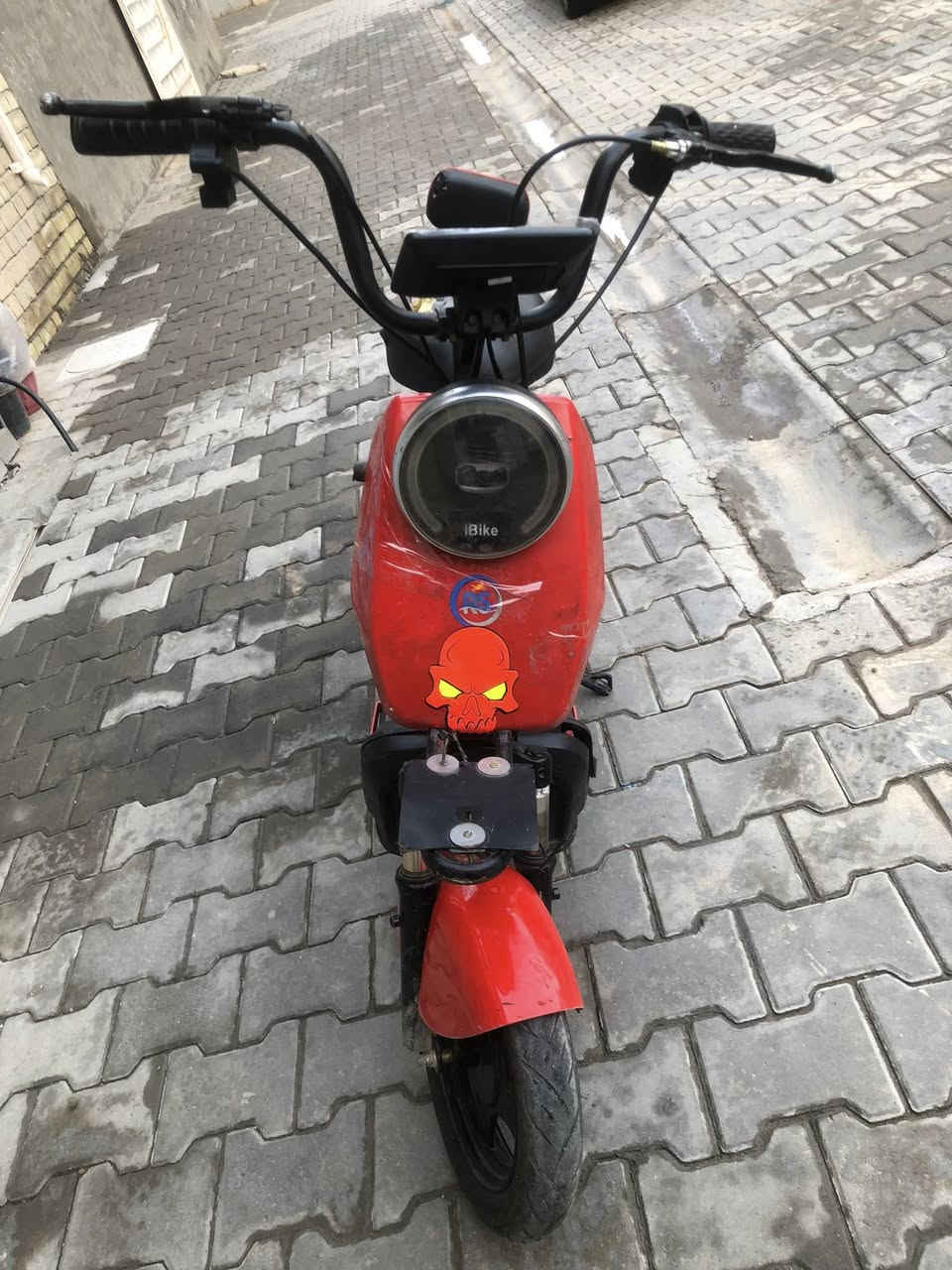 دراج اخو  الجديد اربع  بطاريات  تلث  سرع  30 50 70  تمشيك  من 25 الى 30 كيلو  والدراجه  حجم 16  والملف  قوته400 والسعر 175 او  بيه مجال  بسيط  والمكان  بغداد  طوبجي


**إذا كنت صاحب هذا الإعلان وتريد حذفه لأي سبب، رجاءا أرسل رسالة إلى الدعم الفني**