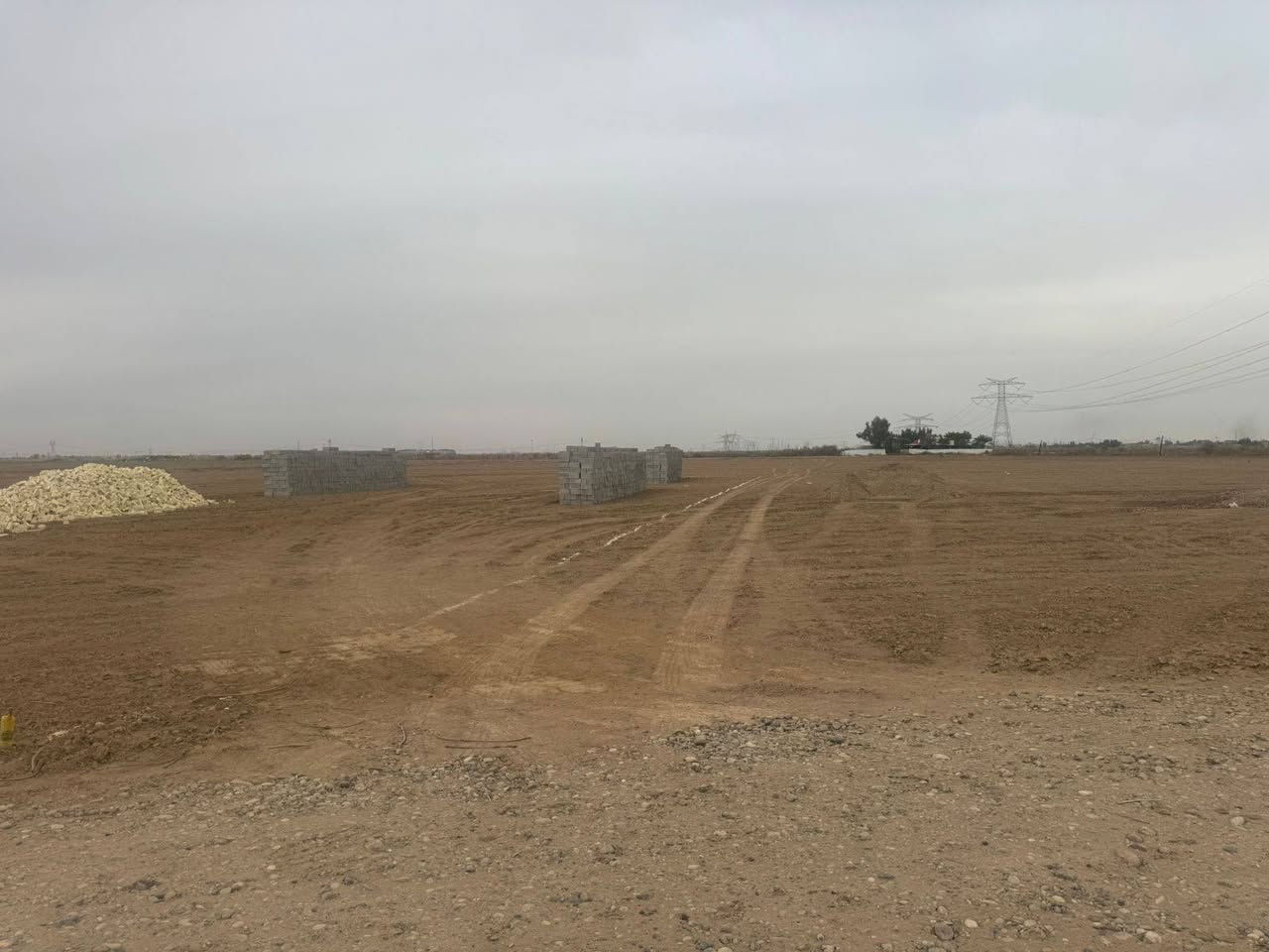 السلام عليكم
دوانم للبيع 20 دونم طابو ملك صرف كامله الخدمات في الفحامه
تبعد عن جزيره بغداد كيلو ونص
للاستفسار ه‍/ ***********
