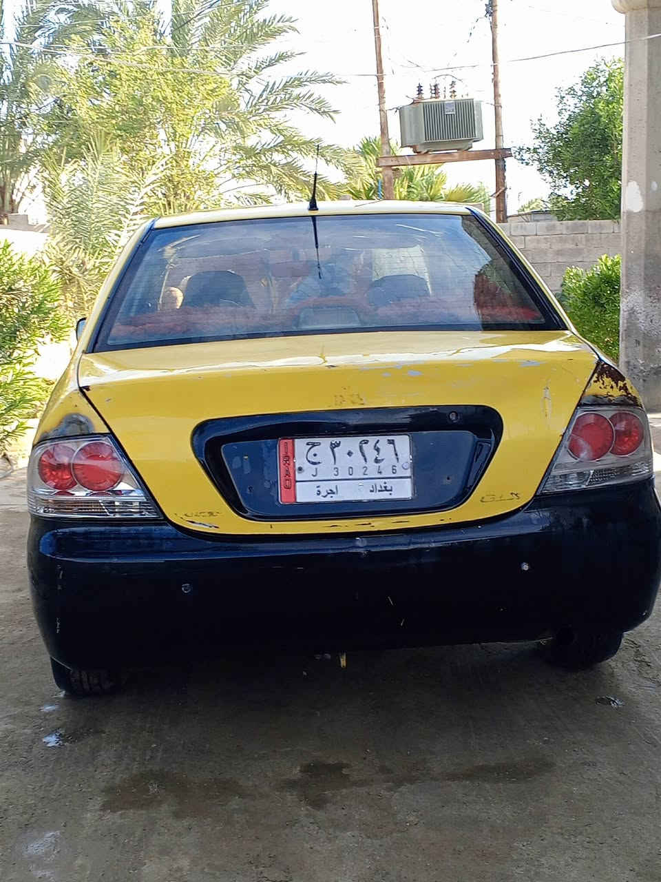 السلام عليكم
لانسر للبيع 2010
السيارة جاهزة كير محرك 
خير من الله تبريد ثلج تدفة شغالةحدادية خير من الله 
غرفت السيارة حلو السيار ة جاهرة كبل للشارع 
الضرر. بل براكتة الخلفية 
السعر63وبيها مجال
للستفسار اتصال على الرقم 
***********
مكان ديالى سراجق
