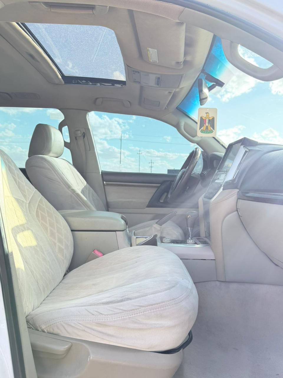 سلام عليكم  ادوات ادوات لاندكروز 2009 محدث 2021
داخل وخارج بانزين  بدون لا كص السياره جاهزه من كل النواحي متومه كامل  مكينه كير خير من الله  اتعهد من الكص والسرقه والعشائر 
السعر ١٦٠ بيها مجال قليل
***********
