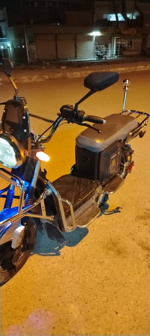 السلام عليكم موطور شحن للبيع موديل 2024 موطور نضيف واحلو بس بطارياته شويه تعبانات السعر 500وبي مجال بصيط المكان فلوجه حي الشهداء قرب جامع الشمري.. الي يحب يستفسر على الرقم هذا  *********** على الخاص ما ارد
