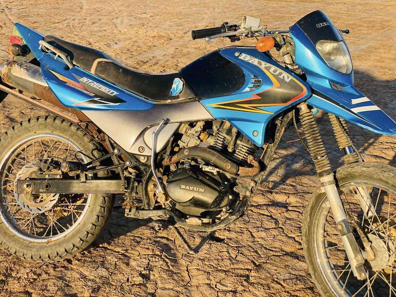 الدراجه للبيع موديل 19 مرقمه وجاهزه اي استفسار آخر راسلني ع خاص


**إذا كنت صاحب هذا الإعلان وتريد حذفه لأي سبب، رجاءا أرسل رسالة إلى الدعم الفني**