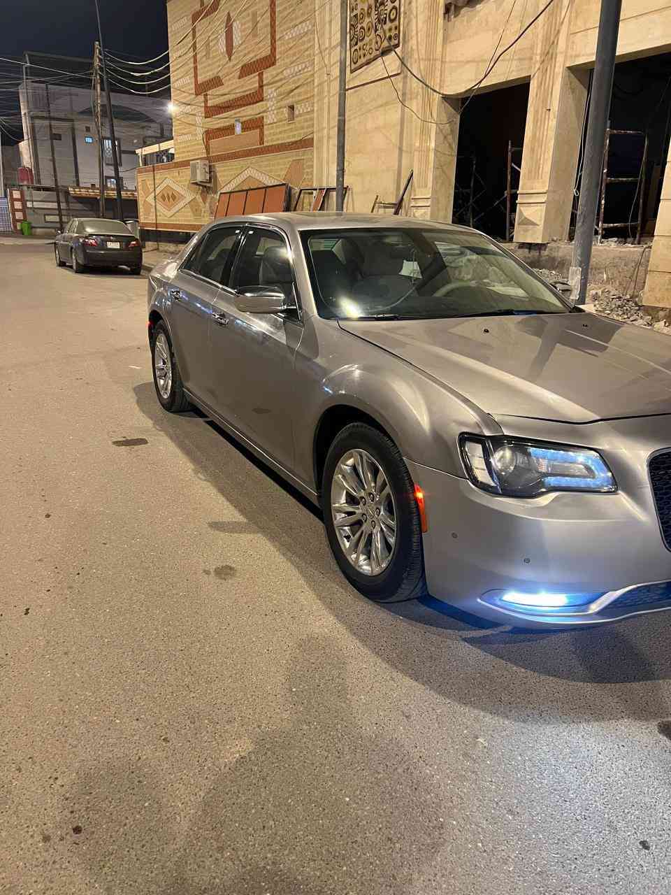 سلام عليكم اوباما ادوات ادوات خليجي جديد مديل 2017 سياره جديده كلش احله من صور جاهزه من كلشي مكينه كير كفاله تبريد ثلج حداده 100/100 جاهزه ربع ماذب عليه 
السعر 90 مكاني البصرة 
***********
