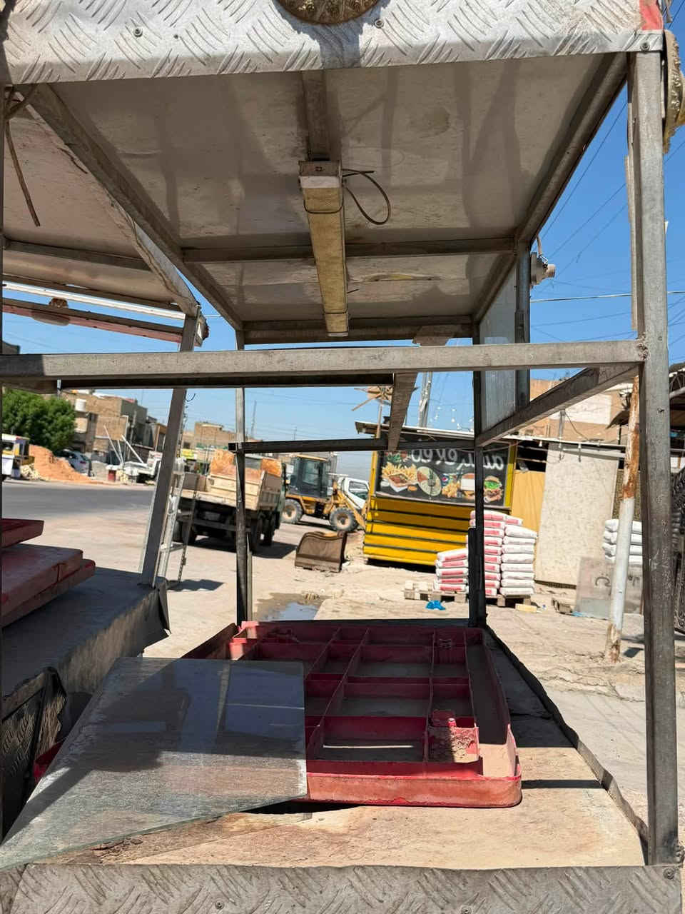 ثنينهن 500 بدون عمله بغداد حي العامل
***********
