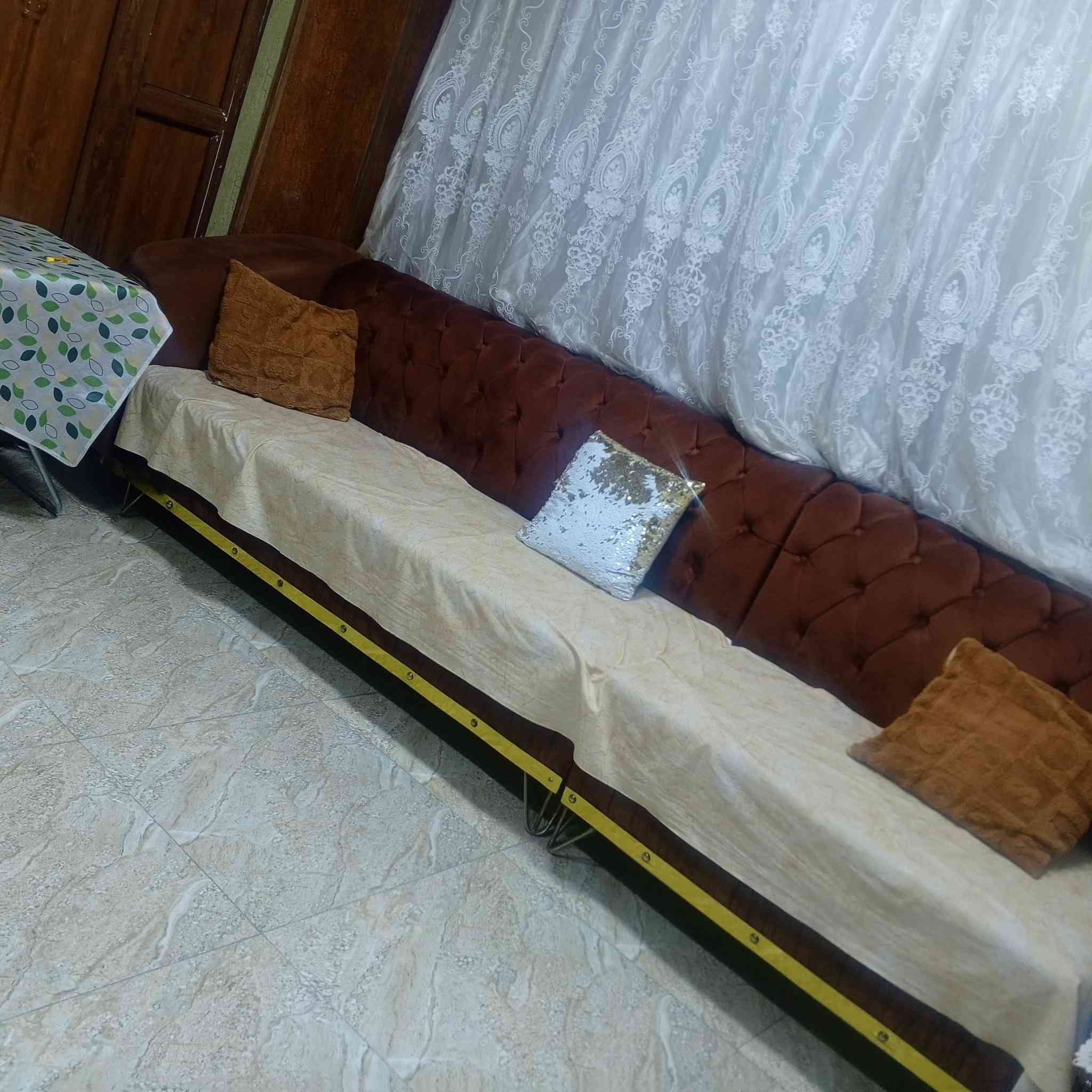 اغراض للبيع حي سومر كنتور صاج جديد ٤ ابواب سعر ٤٧٥ وبي مجال  جرابي اطفال من حديث الولاده لحد ٣ سنوات يكفي الطفل  سعر الوحده ٥٥  ديوان تفصال خشب عراقي أكثر من عشر أمتار سعر ٧٠٠  دوشك نفرين سعر ٦٠  ***********رقم الهاتف
