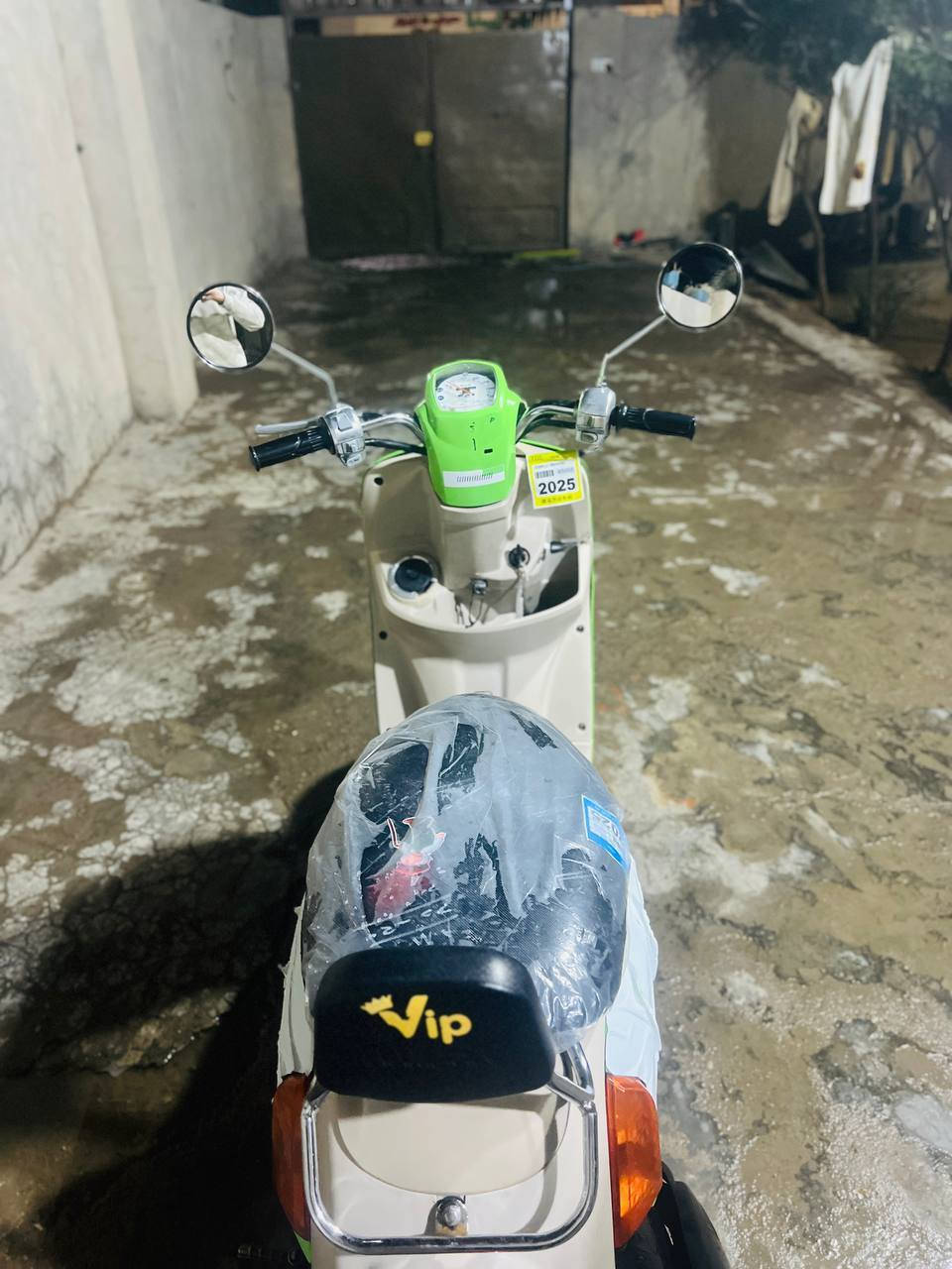 سلام عليكم.
للبيع ماكس بوليس دراجه مال رمبه قبل 6اشهر نازله بوشه بلاديه داجه خير من الله شلعه معدل سلف نص نكره هندر كشن تغليف جديد سلف بلادي كابريتر بلاديه كلشي بلادي بيها دراجه منين ماتجيها حلوه وخير من الله صالنصه fm كهربائيات كامله مكمله السعر 600 وبيها مجال مو سعرها بس محتاج واريد ابيع مكاني
ديالى خان بني سعد قريه الرسول
راسلني وبيك خير َودلل


**إذا كنت صاحب هذا الإعلان وتريد حذفه لأي سبب، رجاءا أرسل رسالة إلى الدعم الفني**