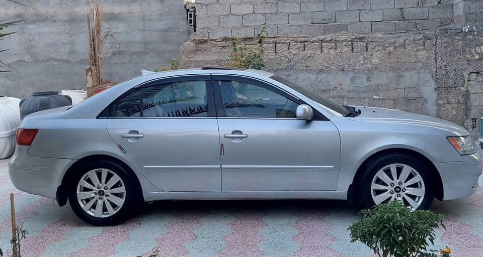 لبيع سوناتا موديل ٩ صبغ قطعتين رقم قديم بسمنا بدون ضرر داخلي سعره ١٠٠وبي مجال ***********
