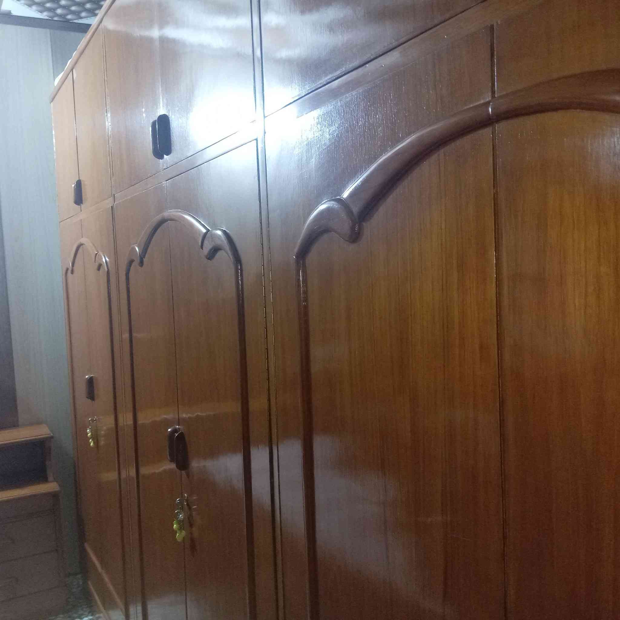 سلام عليكم غرفه مال نوم صاج عراقي من الدخل والخارج غرفه مال عمر ٦ قطع الغرفه ما بيها كسر ولا شخط تعال وفحص السعر مليون وخمسين وبيها مجال بسيط حق الجيه وبل عافيه على ياخذه مكاني بابل حله مركز الرقم ***********
