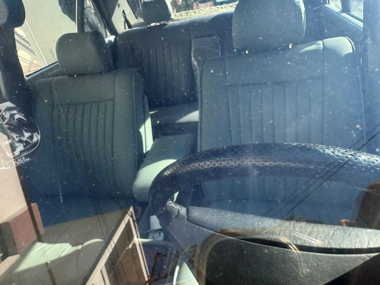 السلام عليكم
السلام عليكم

مرسيدس رئاسي للبيع موديل 1988

باب طويل 300SEL داخل جلد كهرباء

رقم نينوى 

سنوية لغاية 2028

رقم ***********
