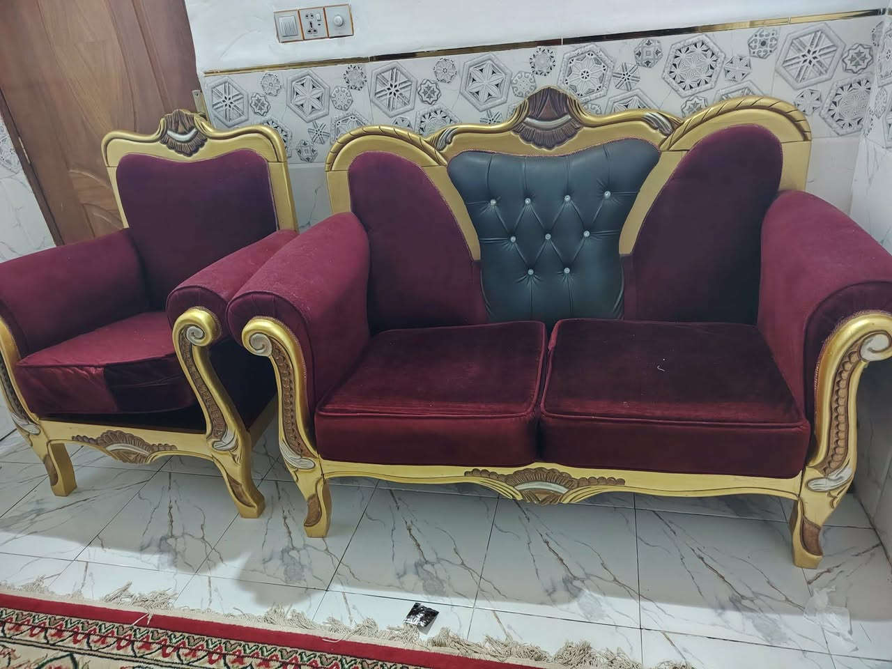 تخم ملكي 10 نفرات نضيف جدا مع طبلات 4 
السعر 375 
العنوان نجف الرضويه


**إذا كنت صاحب هذا الإعلان وتريد حذفه لأي سبب، رجاءا أرسل رسالة إلى الدعم الفني**